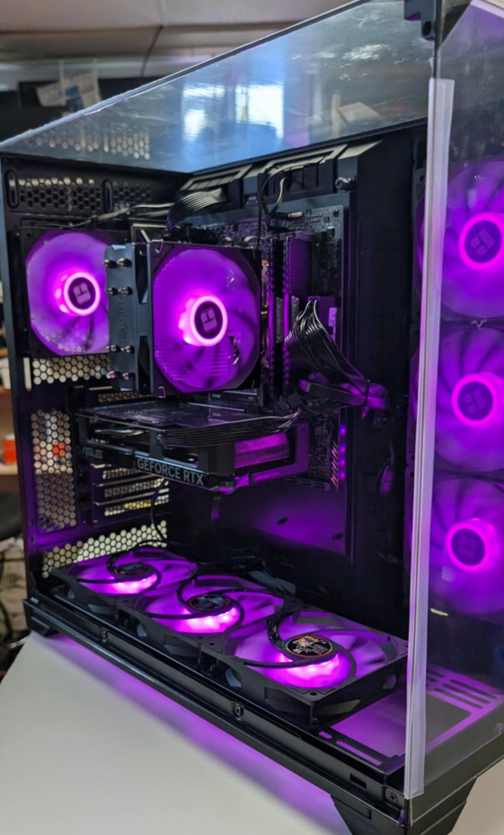 DarkVortex Ryzen 7 5700X3D + RTX 4060 8GB