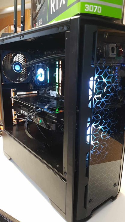 Obsidian i9-9900K + RTX 3070 8GB